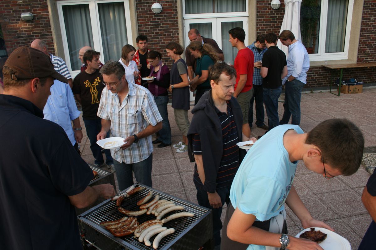 2009ems077