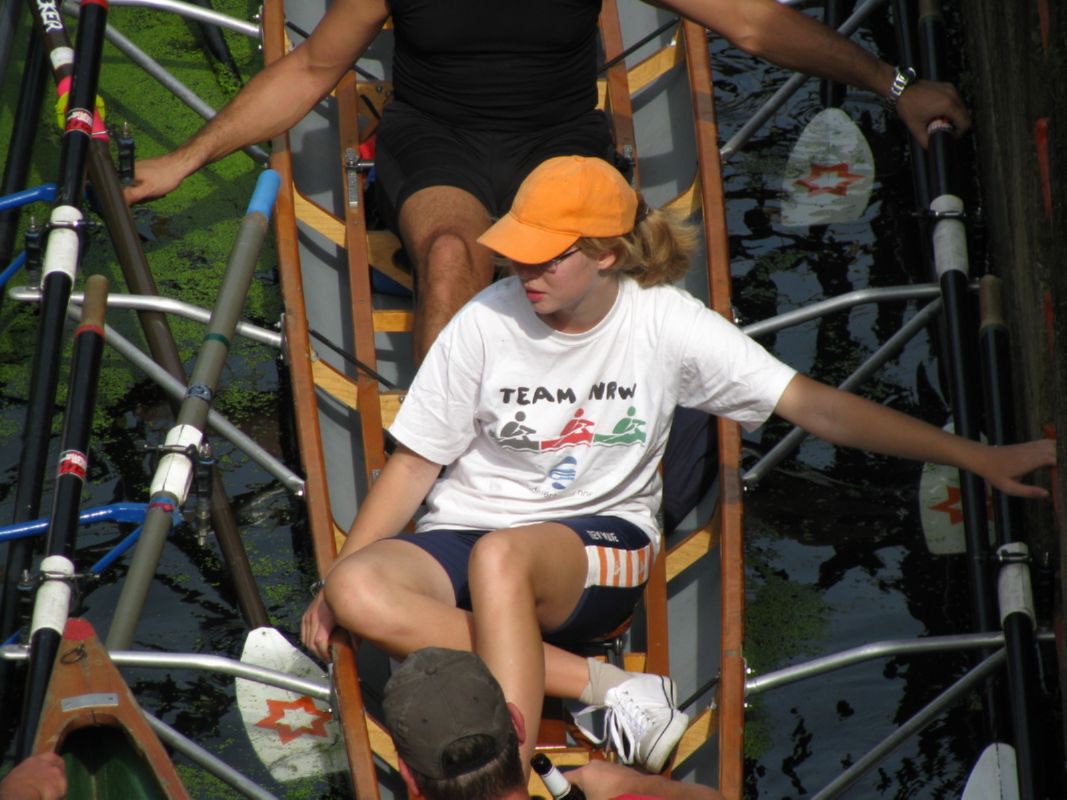 2009ems160