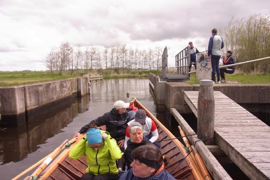 maiwanderfahrt-sneek_0033_2015-05-05_00-18-21