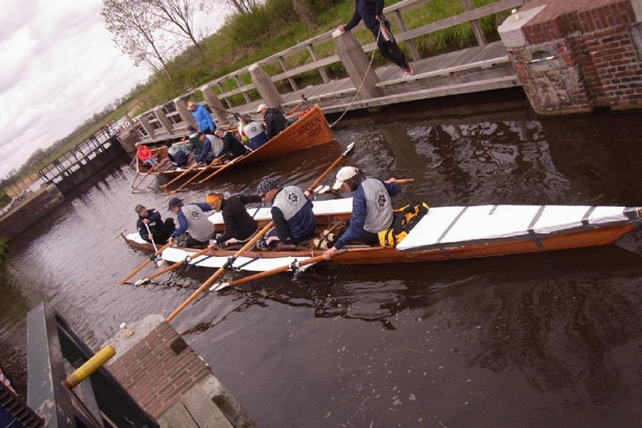 maiwanderfahrt-sneek_0045_2015-05-05_00-19-51